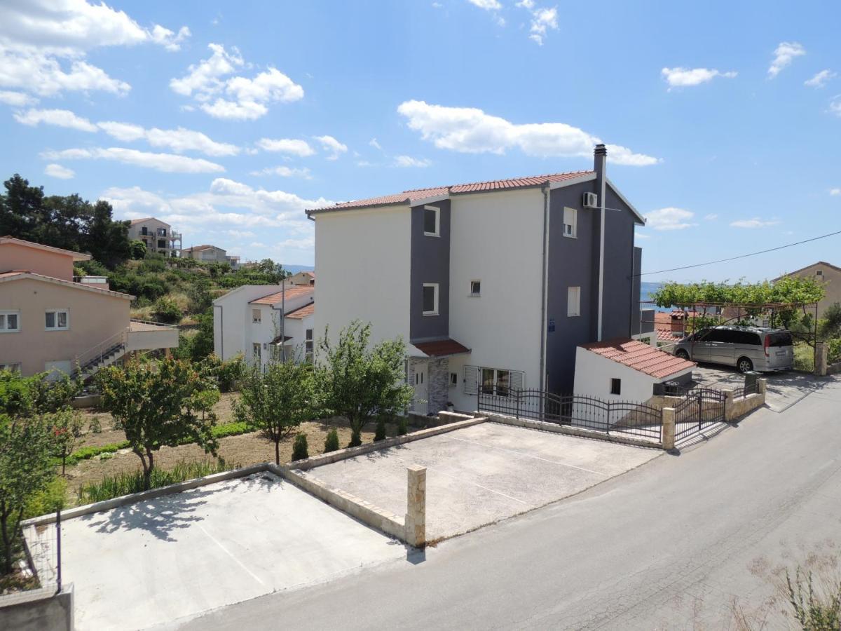 Apartments Nika Podstrana Zewnętrze zdjęcie