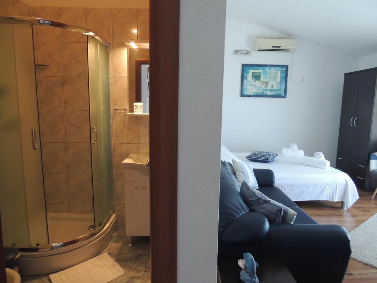 Apartments Nika Podstrana Zewnętrze zdjęcie