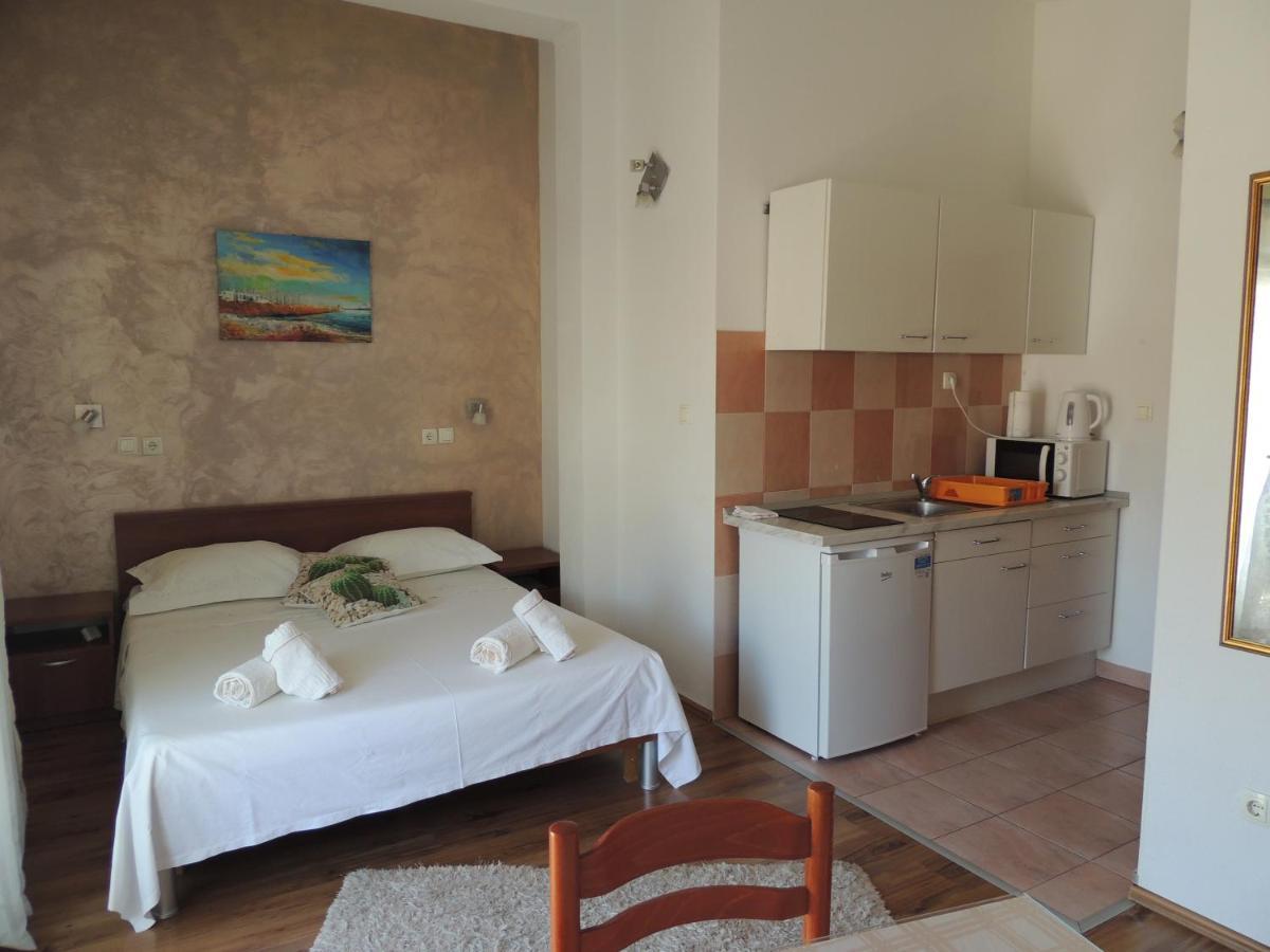 Apartments Nika Podstrana Zewnętrze zdjęcie