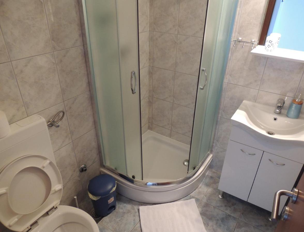 Apartments Nika Podstrana Zewnętrze zdjęcie